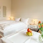 Apartamento Gaestehaus Roell - 5 *